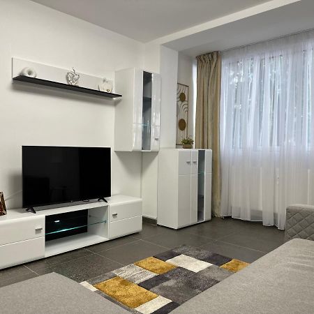 Xox Comfort Obregia Бухарест Экстерьер фото